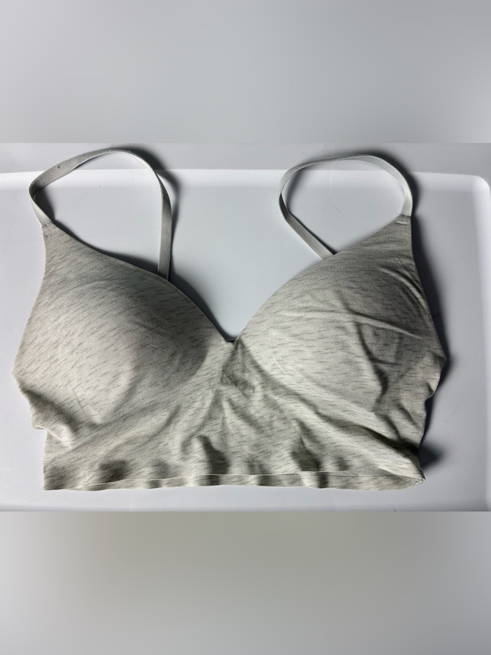 PINK Victoria's Secret Heather Light Gray Molded Seamless Bralette